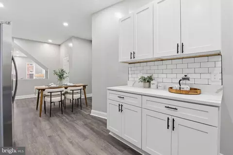 Entry Way - 1708 E Federal St, Baltimore, MD 21213 photo 1 of 2