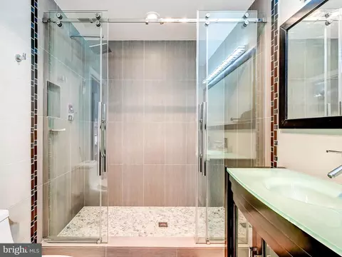 10 E Lee St #2402, Baltimore, MD 21202 photo 23