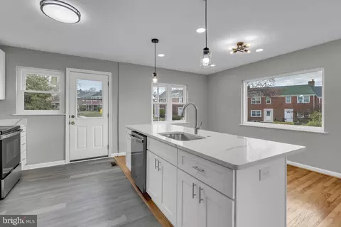 Kitchen - 854 Bradhurst Rd, Baltimore, MD 21212 photo 1 of 2