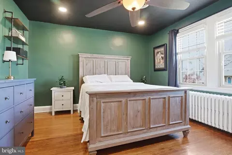 Bedroom - 2717 Kildaire Dr, Baltimore, MD 21234 photo 4 of 5