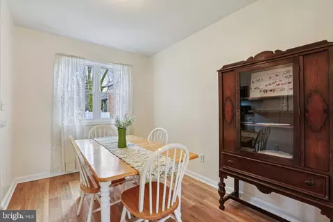 Dining - 4714 Hellwig Rd, Baltimore, MD 21206 photo 1 of 1