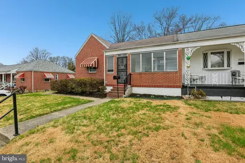 Exterior - 4714 Hellwig Rd, Baltimore, MD 21206 photo 2 of 7