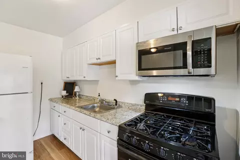 Kitchen - 4714 Hellwig Rd, Baltimore, MD 21206 photo 2 of 2