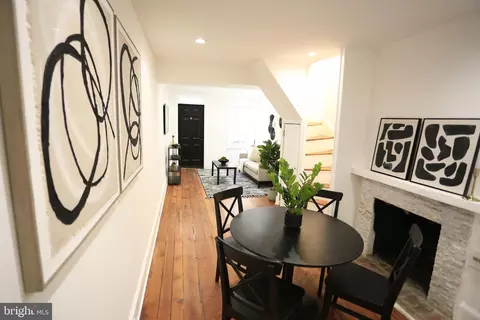 Entry Way - 29 E Henrietta St, Baltimore, MD 21230 photo 1 of 4