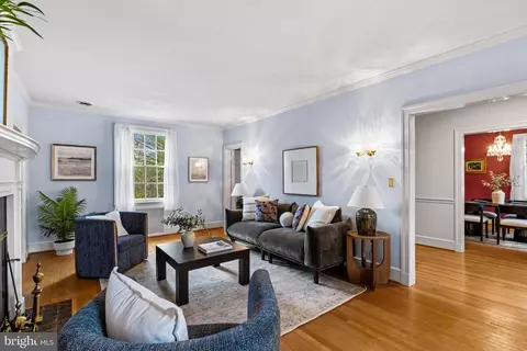 Living - 212 Witherspoon Rd, Baltimore, MD 21212 photo 1 of 2