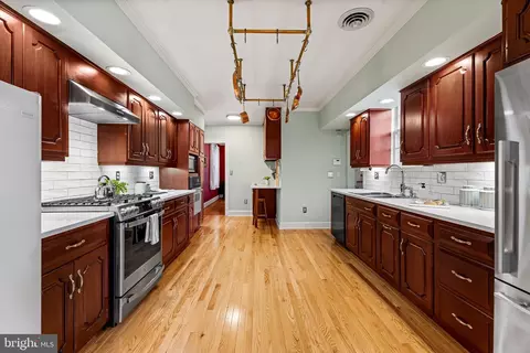 Kitchen - 212 Witherspoon Rd, Baltimore, MD 21212 photo 1 of 4