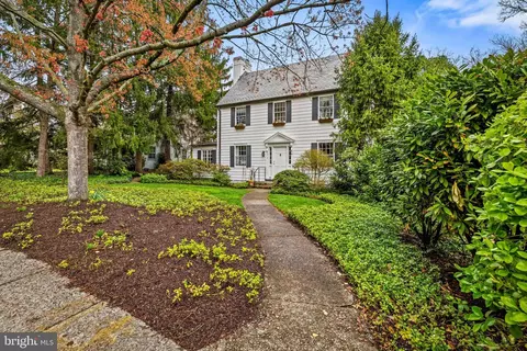212 Witherspoon Rd, Baltimore, MD 21212