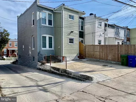 Exterior - 746 Linnard St, Baltimore, MD 21229 photo 3 of 4