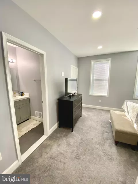 Other - 746 Linnard St, Baltimore, MD 21229 photo 4 of 12