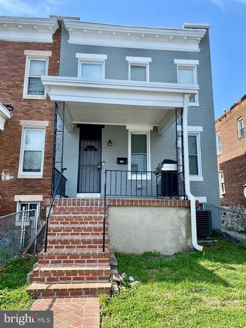 Exterior - 746 Linnard St, Baltimore, MD 21229 photo 2 of 4