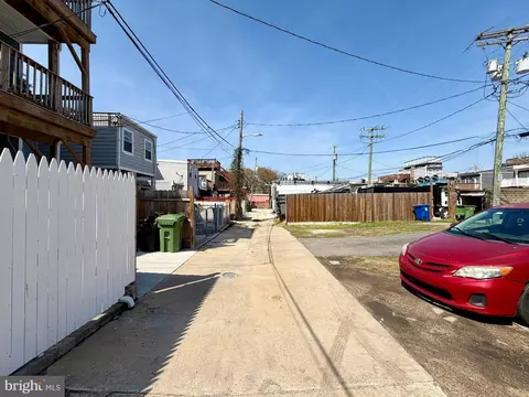1822 Olive St, Baltimore, MD 21230 photo 7