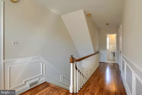Entry Way - 115 Witherspoon Rd, Baltimore, MD 21212 photo 5 of 7