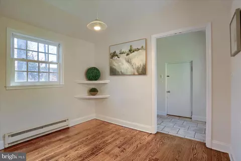 Entry Way - 115 Witherspoon Rd, Baltimore, MD 21212 photo 3 of 7