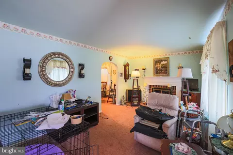 Living - 6105 Walther Ave, Baltimore, MD 21206 photo 3 of 3