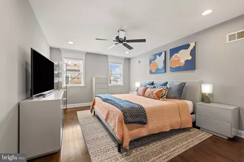 Bedroom - 935 S Bouldin St, Baltimore, MD 21224 photo 1 of 5