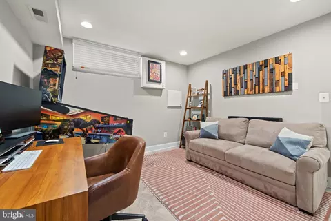 Other - 935 S Bouldin St, Baltimore, MD 21224 photo 10 of 14