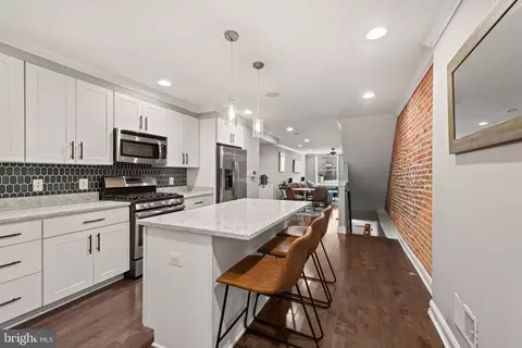 Kitchen - 935 S Bouldin St, Baltimore, MD 21224 photo 3 of 3