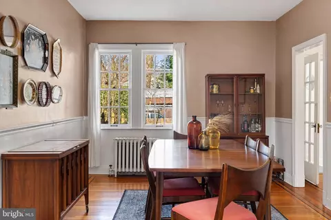 Dining - 706 E Lake Ave, Baltimore, MD 21212 photo 1 of 3