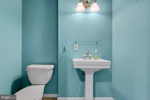 Other - 706 E Lake Ave, Baltimore, MD 21212 photo 9 of 11
