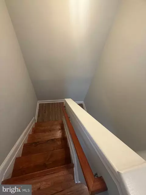 Entry Way - 17 E 21st St, Baltimore, MD 21218 photo 7 of 16