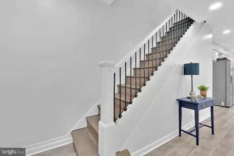 Entry Way - 2014 N Wolfe St N, Baltimore, MD 21213 photo 14 of 18