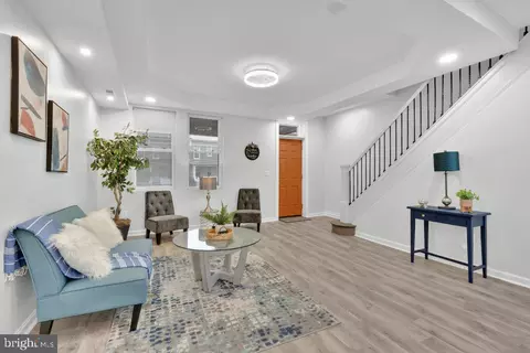 Entry Way - 2014 N Wolfe St N, Baltimore, MD 21213 photo 7 of 18