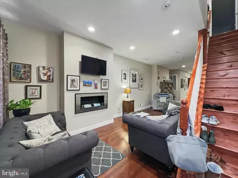 Entry Way - 1610 N Broadway N, Baltimore, MD 21213 photo 1 of 1