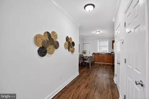 Entry Way - 738 Bartlett Ave, Baltimore, MD 21218 photo 2 of 8