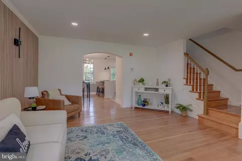 Entry Way - 1400 Walker Ave, Baltimore, MD 21239 photo 1 of 2