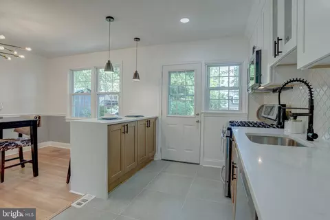 Kitchen - 1400 Walker Ave, Baltimore, MD 21239 photo 3 of 3
