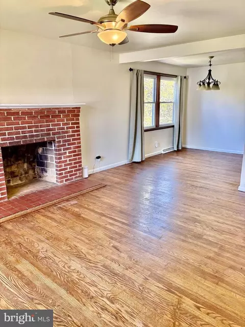 4121 5th St, Baltimore, MD 21225 photo 5