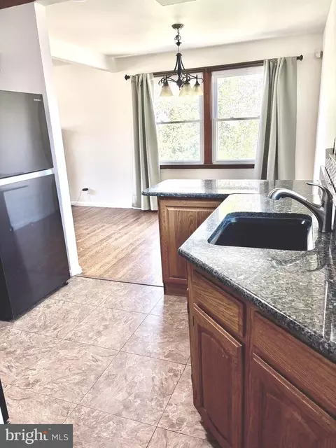 4121 5th St, Baltimore, MD 21225 photo 7
