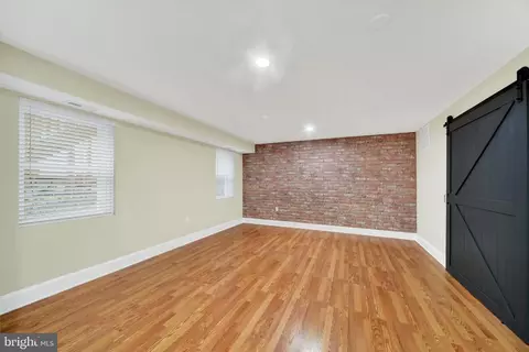 Other - 15 Branch Ln #22, Baltimore, MD 21201 photo 2 of 14