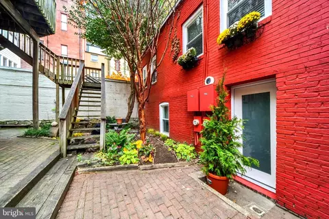 15 Branch Ln #22, Baltimore, MD 21201