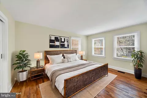 Bedroom - 15 Branch Ln #22, Baltimore, MD 21201 photo 3 of 4
