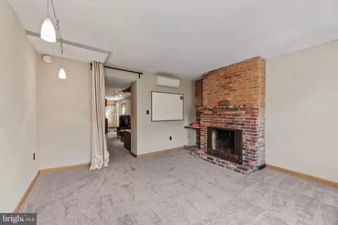 Living - 1608 Eastern Ave, Baltimore, MD 21231 photo 4 of 5