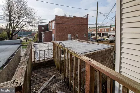 Exterior - 2105 Whittier Ave, Baltimore, MD 21217 photo 3 of 4
