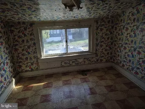5710 Winner Ave, Baltimore, MD 21215 photo 3