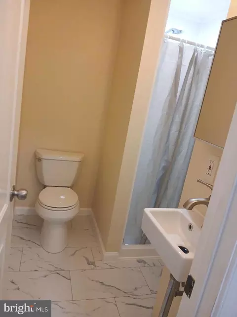 Bath - 3603 3605 4th St, Baltimore, MD 21225 photo 1 of 3