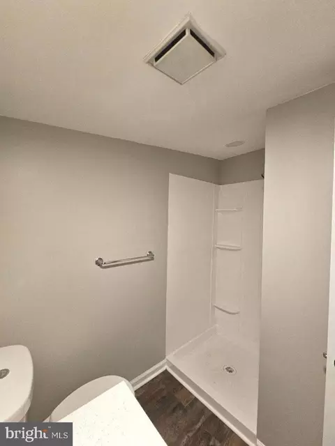 Bath - 3603 3605 4th St, Baltimore, MD 21225 photo 2 of 3