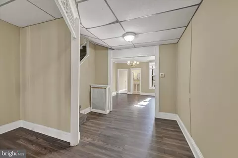 Entry Way - 2528 Mcculloh St, Baltimore, MD 21217 photo 3 of 5