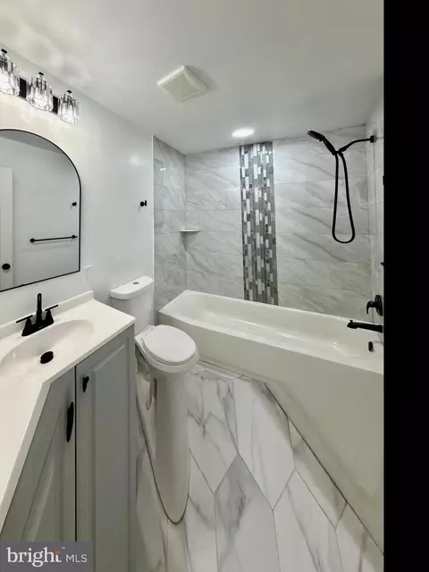 Bath - 2129 E Federal St, Baltimore, MD 21213 photo 1 of 3
