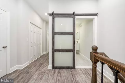 Entry Way - 523 E 20th St, Baltimore, MD 21218 photo 6 of 10