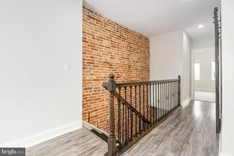 Entry Way - 523 E 20th St, Baltimore, MD 21218 photo 8 of 10