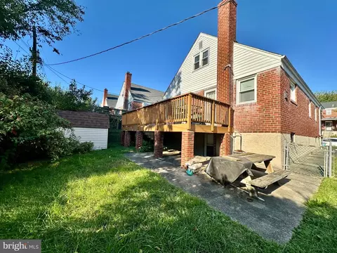 Exterior - 3807 Cedarhurst Rd, Baltimore, MD 21206 photo 2 of 9