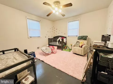 Bedroom - 3807 Cedarhurst Rd, Baltimore, MD 21206 photo 1 of 6