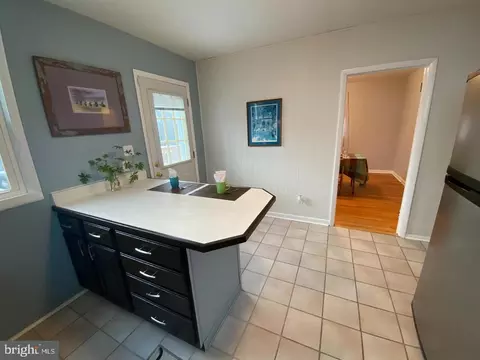 3807 Cedarhurst Rd, Baltimore, MD 21206 photo 3