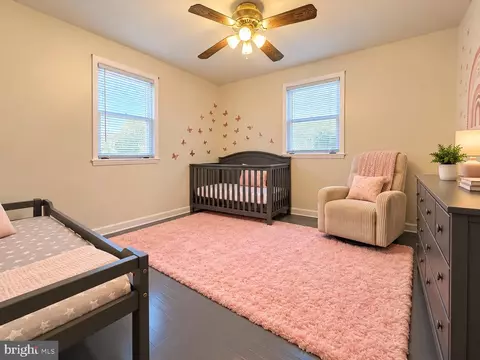 Bedroom - 3807 Cedarhurst Rd, Baltimore, MD 21206 photo 2 of 6
