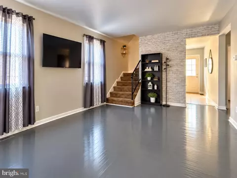 Living - 3807 Cedarhurst Rd, Baltimore, MD 21206 photo 1 of 2