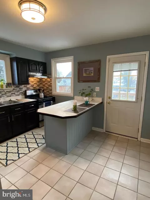 3807 Cedarhurst Rd, Baltimore, MD 21206 photo 6